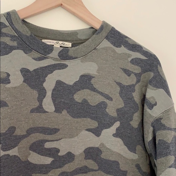 Oversized Heathered Camo Sweatshirt - Picture 4 of 8